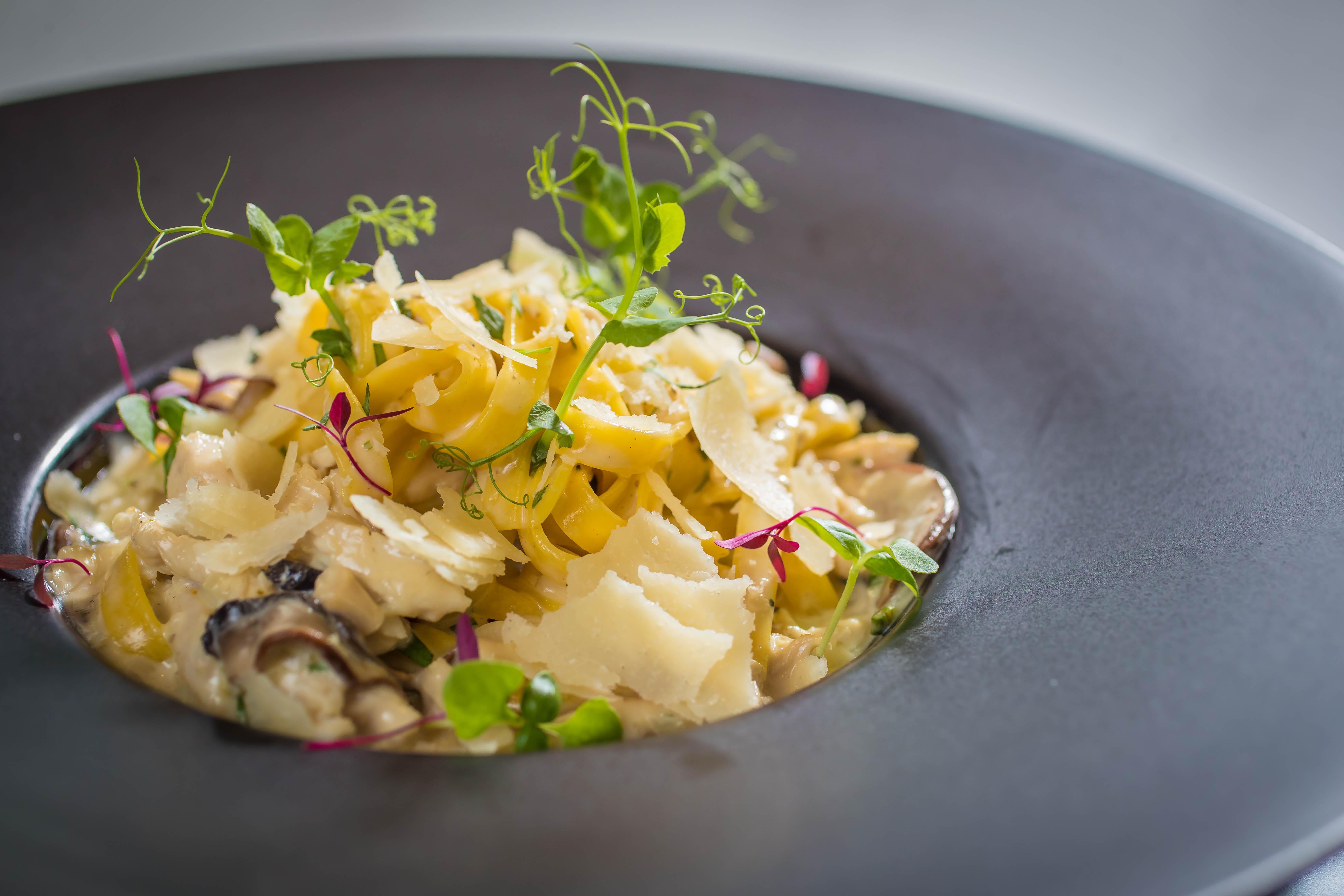 Clayton Hotel Dublin Airport Coolock Bagian luar foto Risotto alla vodka