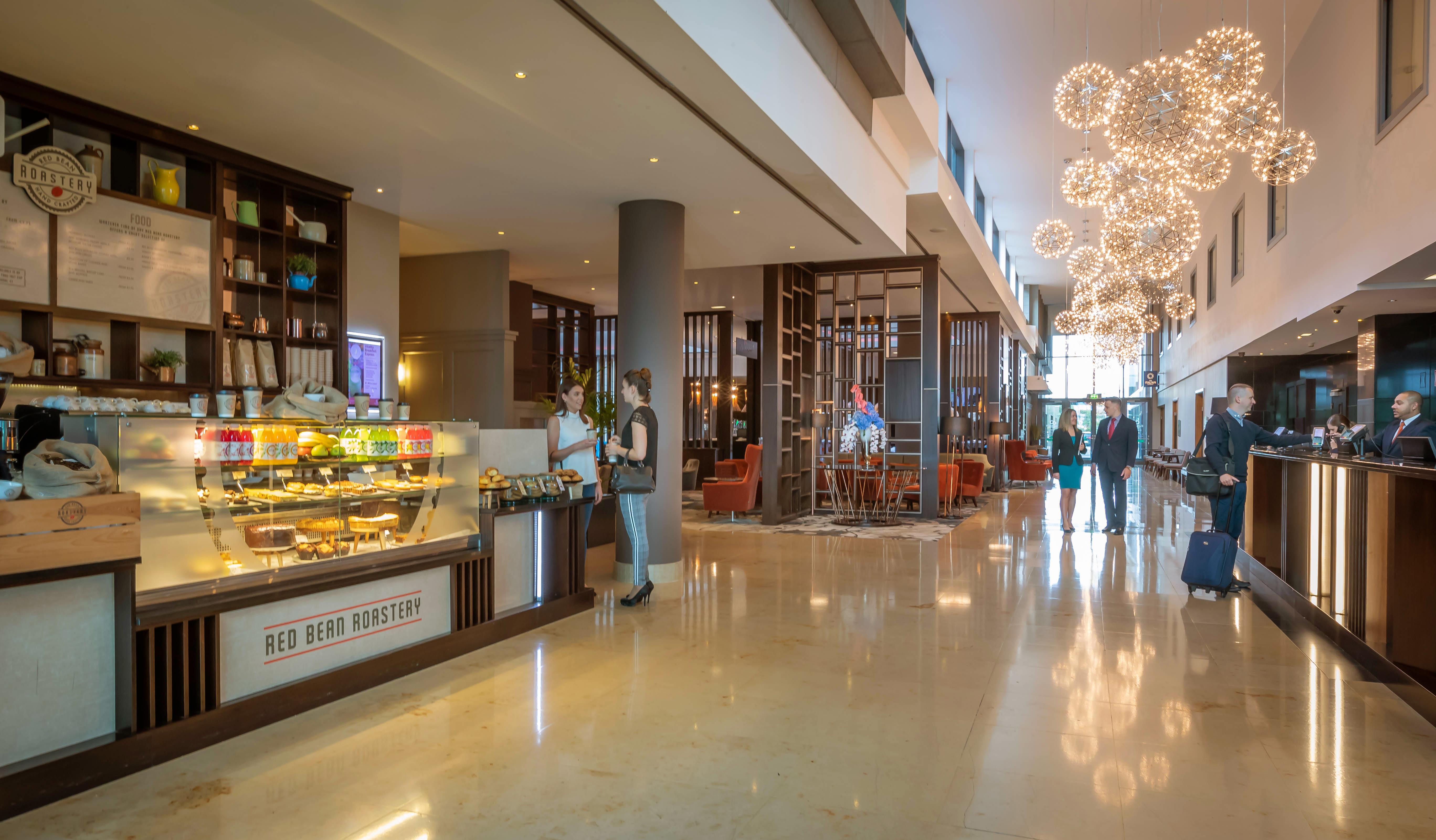 Clayton Hotel Dublin Airport Coolock Fasilitas foto The lobby of the hotel